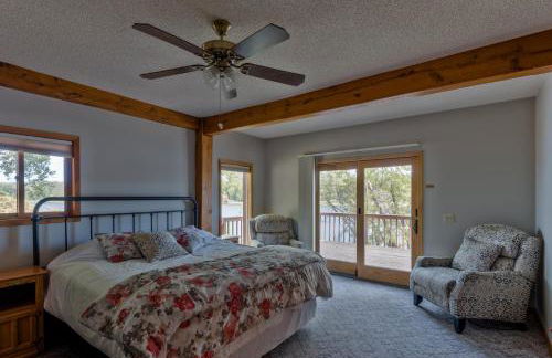 Custom Waterfront Lodge, 4 bed, 4 Bath, Sleeps 12! - Foto 20