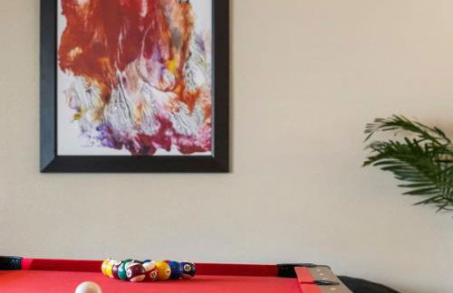 6 Beds 3 Baths Pool BBQ Near the Strip - Foto 27