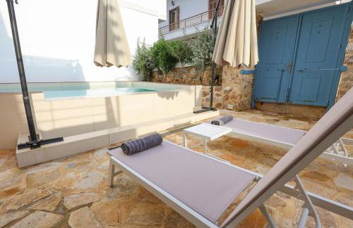 Aeolian Stone Villa - Photo 3