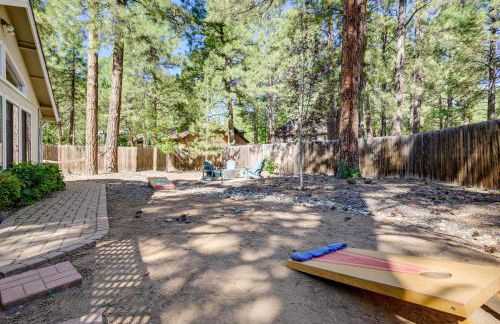 Stylish Flagstaff Hideaway with Hot Tub and Fire Pit! - Foto 26