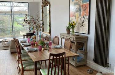 Beach House - Photo 3