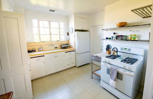 The Marlowe Terrace Suite - Vintage Luxury at the Beach - Hotel Amenities - Foto 6