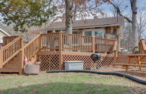Cozy Camdenton Cottage with Deck and Boat Dock Access! - Photo 19