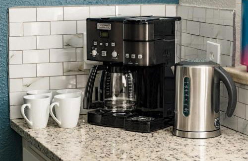 Huge Hot Tub, Theater Room, Family Friendly Oasis - Foto 35