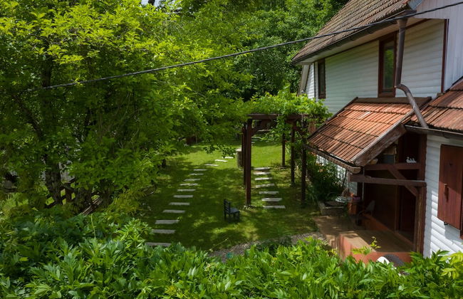 Charming Holiday House in Velika Lesnica - Foto 22