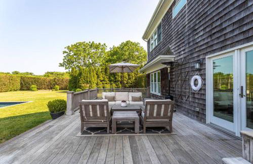 Stunning luxury Retreat I Wineries & Fall Farm Fun - Photo 5