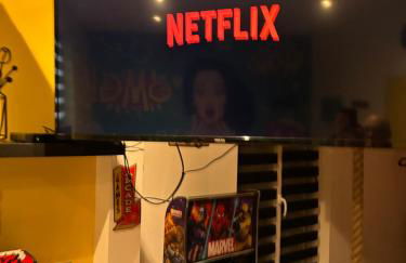 GAME ZONE Maison Unique hyper centre ville, proche toutes commodités - Foto 5