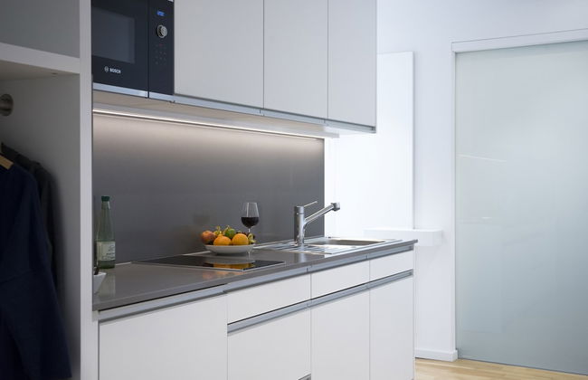 7 Hotel & Boardinghouse - Photo 23