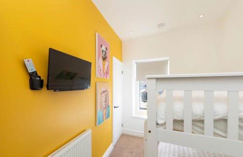 Sleeps 10 House near Bike Park Wales - Photo 13