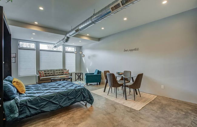 1BD Studio Downtown Close to Hiking W/ac! - Foto 4