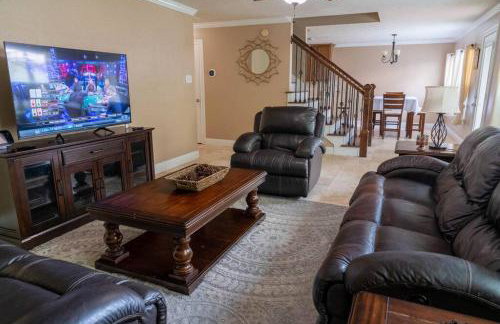 ~~ Big Family Home near 99 / i10 / kid friendly~~ - Foto 14