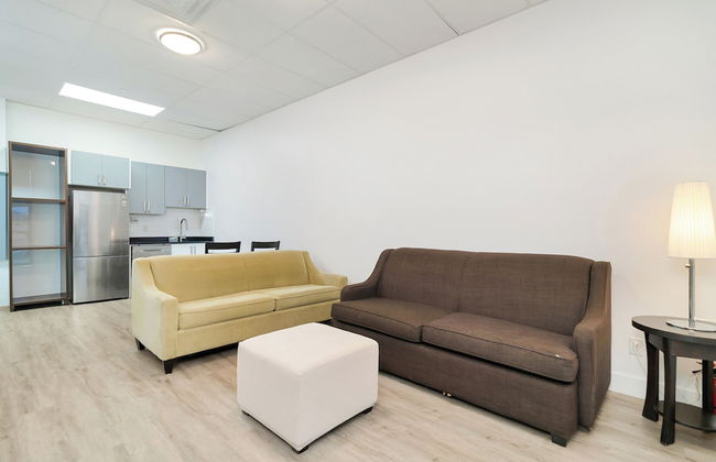 Cozy 1BR Lakeside Retreat - Foto 15