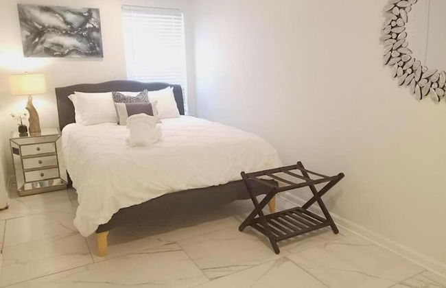 7 BR- Sleeps 15! Celebrity Villa! Great Rates by YouRent! - Foto 4