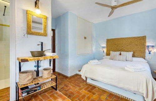 La IBICENCA & JACUZZI by XimoApartments - Photo 33