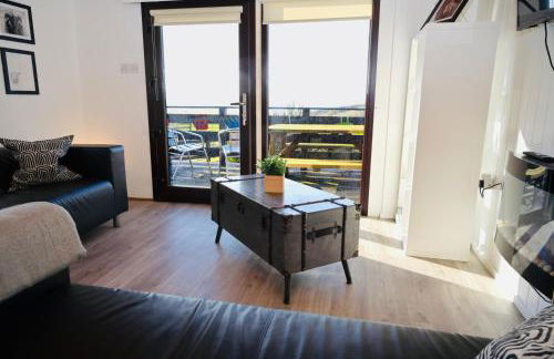 Lodge Cabin with Fabulous Views - Farm Holiday - Foto 12