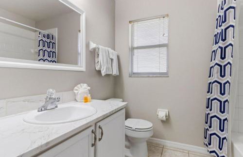 Orlando Family Retreat 4BR, Private Pool and Lake - Foto 31