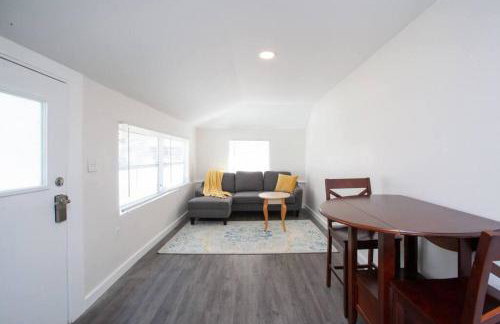 Quaint, Immaculate Bright Cottage in Ozona - Foto 13