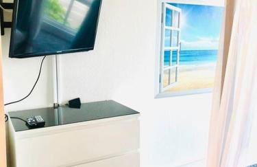 Beachside Retreat - Photo 8