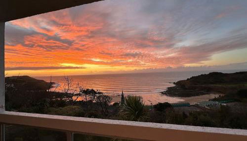 Stunning beach view apartment in Langland - Foto 1