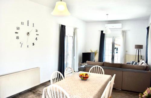 Cozy Renovated Apartment "Filoxenia" - Foto 4