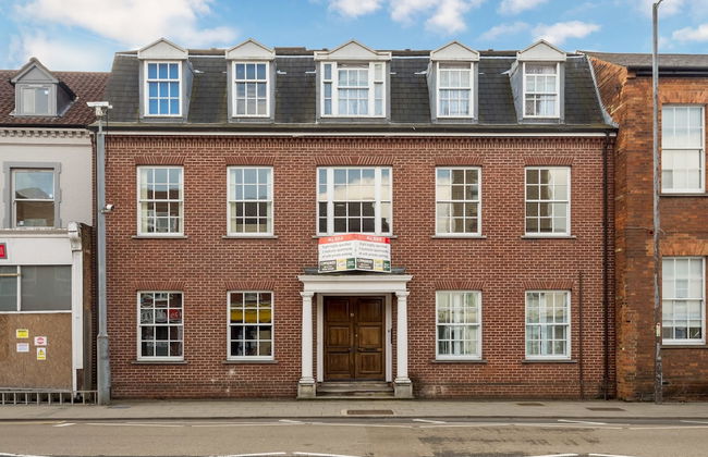 Luxurious 2 Bed Apartment in Central Bedford - Foto 1