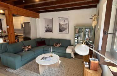 Chalet con encanto Jardín y Parking Privado - Foto 12