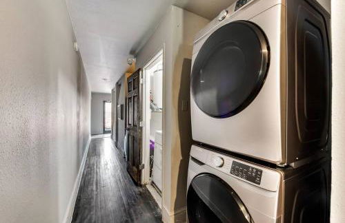 Modern 2BR Dallas Loft w Private Outdoor Terrace - Foto 21