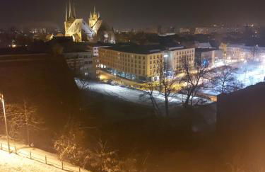 AT THE TOP - Penthouse über den Dächern der Stadt - Photo 5