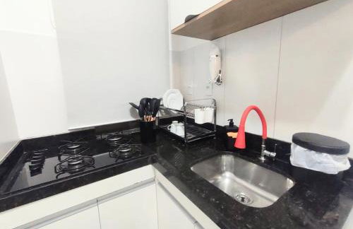 Studio Completo com Ar Condicionado, Smart TV e Garagem em Nazaré, Salvador-BA - Foto 9