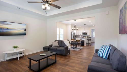 4 Min to Downtown - En-Suite Bath - Washer and Dryer - Foto 2