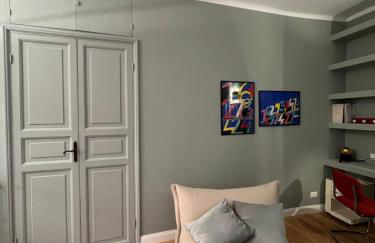 Historic design house near aquarium - Foto 23