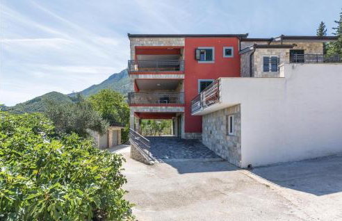 Gorgeous Home In Umcani - Foto 12