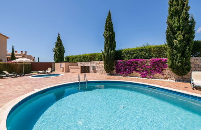 Captivating 2-bed Apartment in Praia da Luz - Foto 29