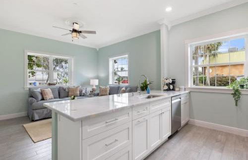 Cozy first floor waterside condo - Foto 17