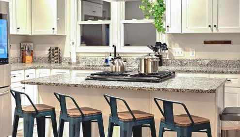 2 King Bed Home, perfect for HPU, Furniture Market - Foto 2