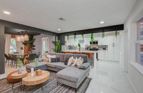 Spring Branch Getaway Feat 5BD Pool Hot tub - Foto 3