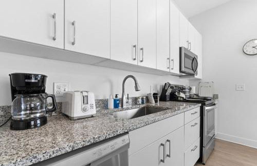 Luxury Lil' Italy 2BR, Sleeps 6 Free, Parking Gym - Foto 30