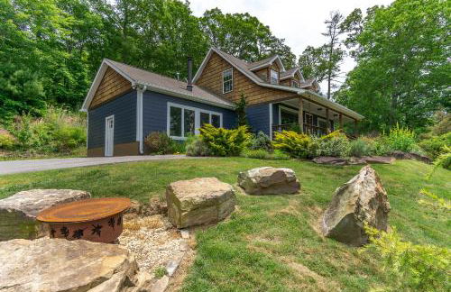 Mountain Over Main Street 5 Min. to Downtown Weaverville, Fire Pit & Views! - Foto 7