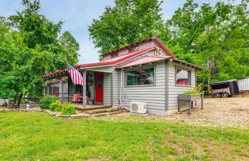 Hike, Swim and Fish Lakefront Cabin in Roach! - Foto 18