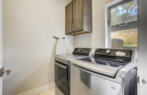 4BD Home w Rooftop Patio Fire Pit & Mountain Views - Foto 27