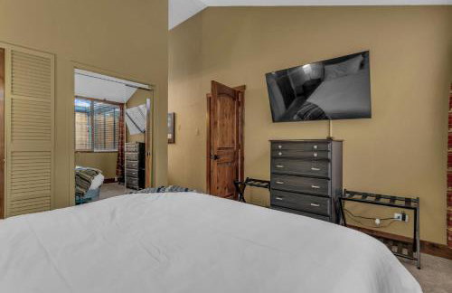 Park Ave Condo Pool Access Near Skiing - Photo 18