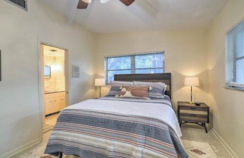 Retro St Pete Home with Private Heated Pool - Foto 17