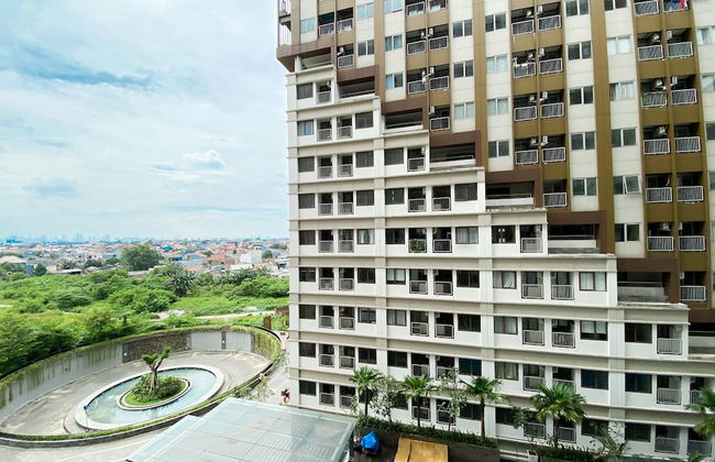 Modern Look and Tidy Studio LRT City Jatibening Apartment - Photo 19