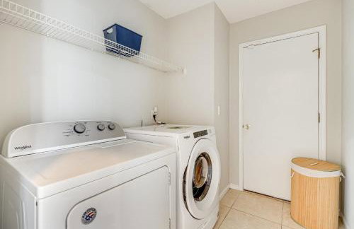 Jacksonville Family Home Near Shopping and Dining! - Photo 22