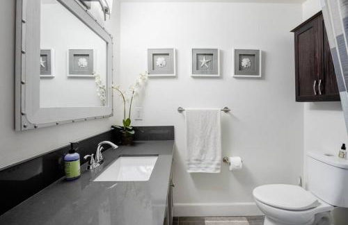 Amazing Views with Heated Pool and Jacuzzi Near Beach - Foto 27