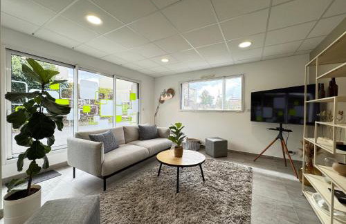 Le Tertre - Wifi Fibre, TV, 2 Parkings, Moderne - Foto 8