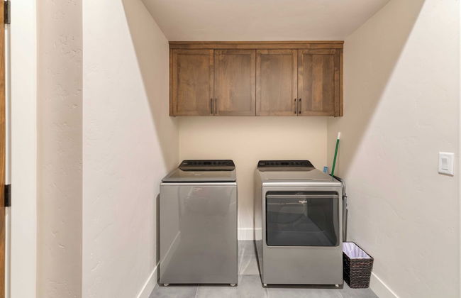 Grand Fir by Avantstay Hot Tub and Firepit - Foto 12