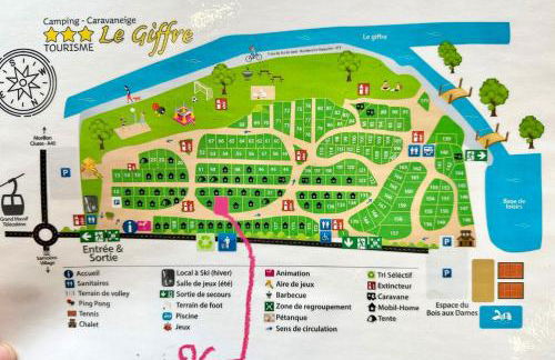 Bungalow 3 chambres pour 6 pers avec Climatisation Camping 3 etoiles - Foto 27