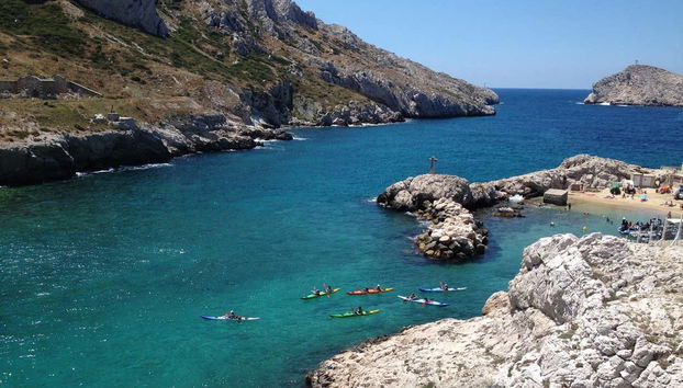 Solcando le acque di Marsiglia in kayak