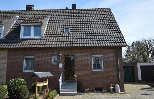 Central Rees Stay for Four - Photo 27